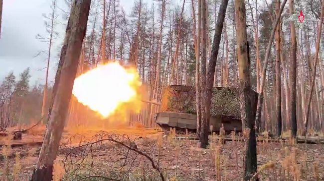 Эксперт: группировка ВСУ может попасть в полное окружение под Константиновкой