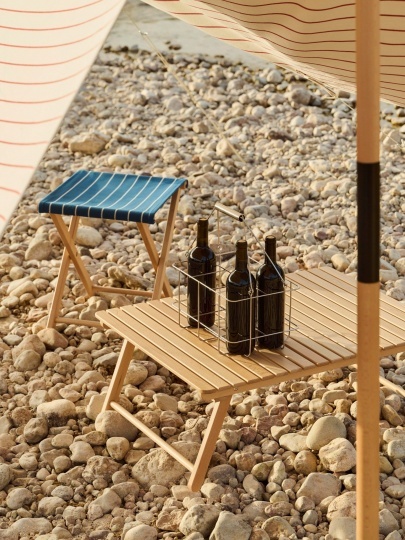 Hay и Джаспер Моррисон представили коллекцию кемпинговой мебели