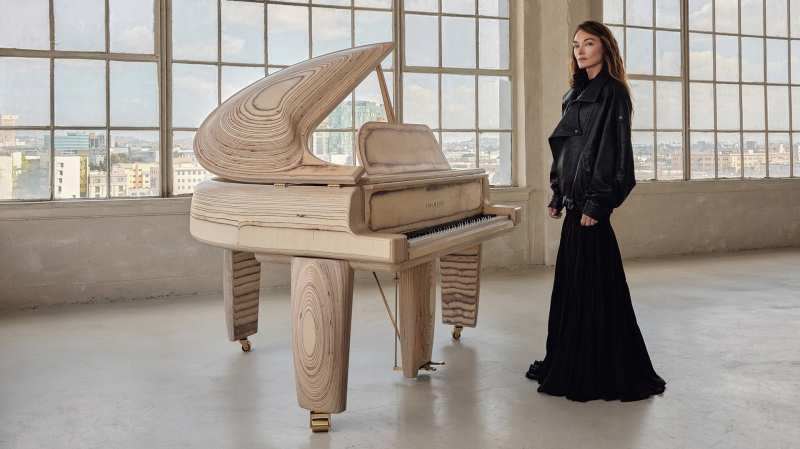 Келли Уэстлер создала пианино для бренда Edelweiss