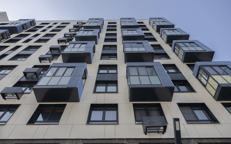 Спрос на ипотеку в новостройках Москвы снизился почти в 2 раза за год