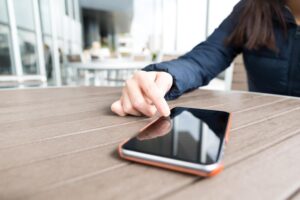Почему не работает сенсор на телефоне после падения