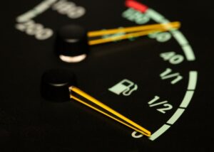 Почему дергается стрелка тахометра на холостых на ваз 2114 инжектор