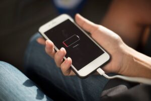 Простые способы заряжать телефон без вреда батарее