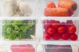 Простые лайфхаки для хранения продуктов без холодильника